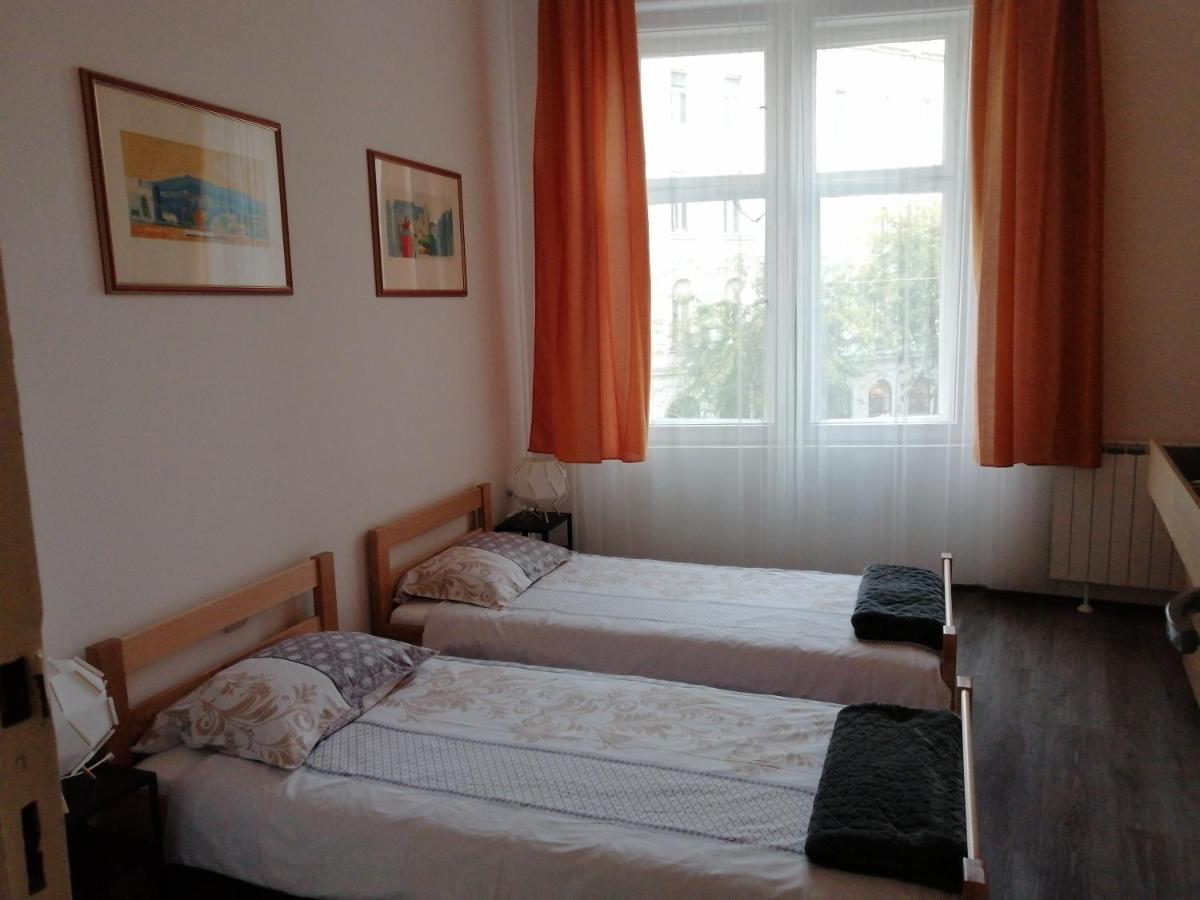 Old School Zagreb Apartment Exterior foto